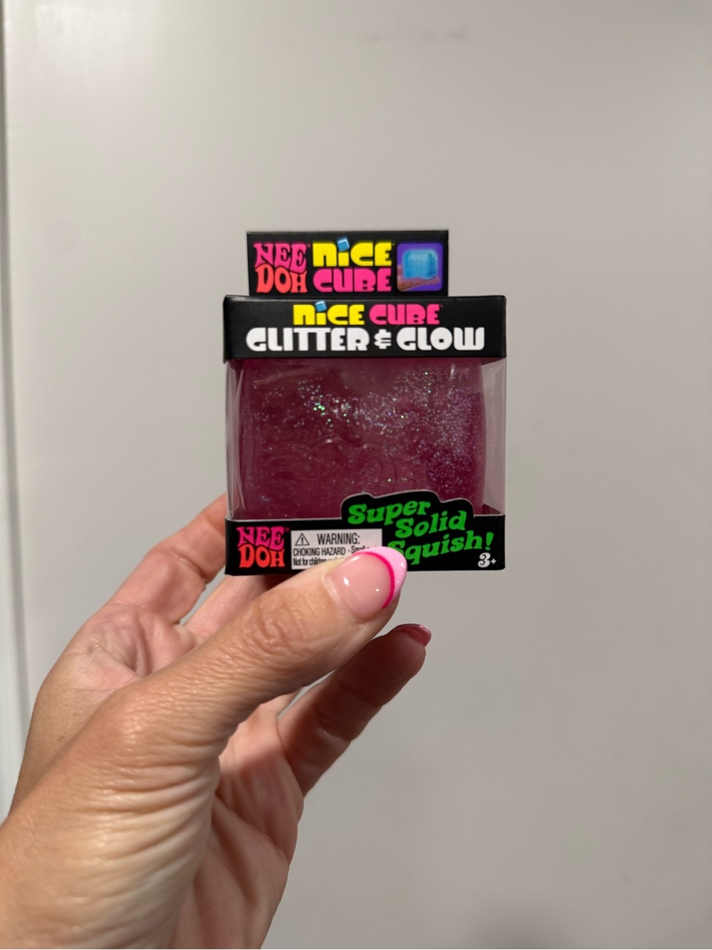 NeeDoh Nice Cube Glitter & Glow Squish - Pink
